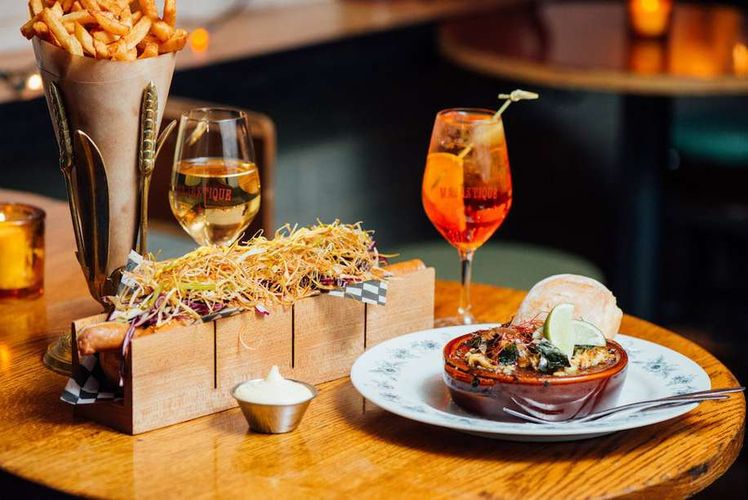 Montreal’s Best Happy Hour Destinations